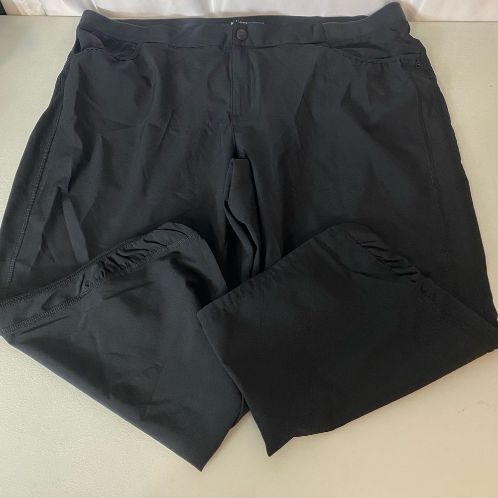 Plus size Lee Active Capris